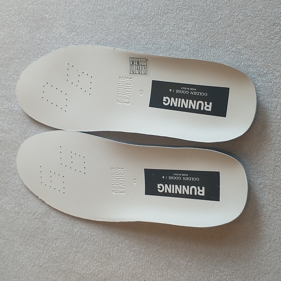 New Golden Goose Men's Lace Up Running Sneakers - Picture 12 of 14